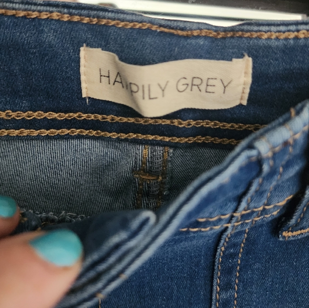Happily Grey High Rise Flare Jeans With Pork Chop Pockets With Buttons NWT 11 - Picture 4 of 5